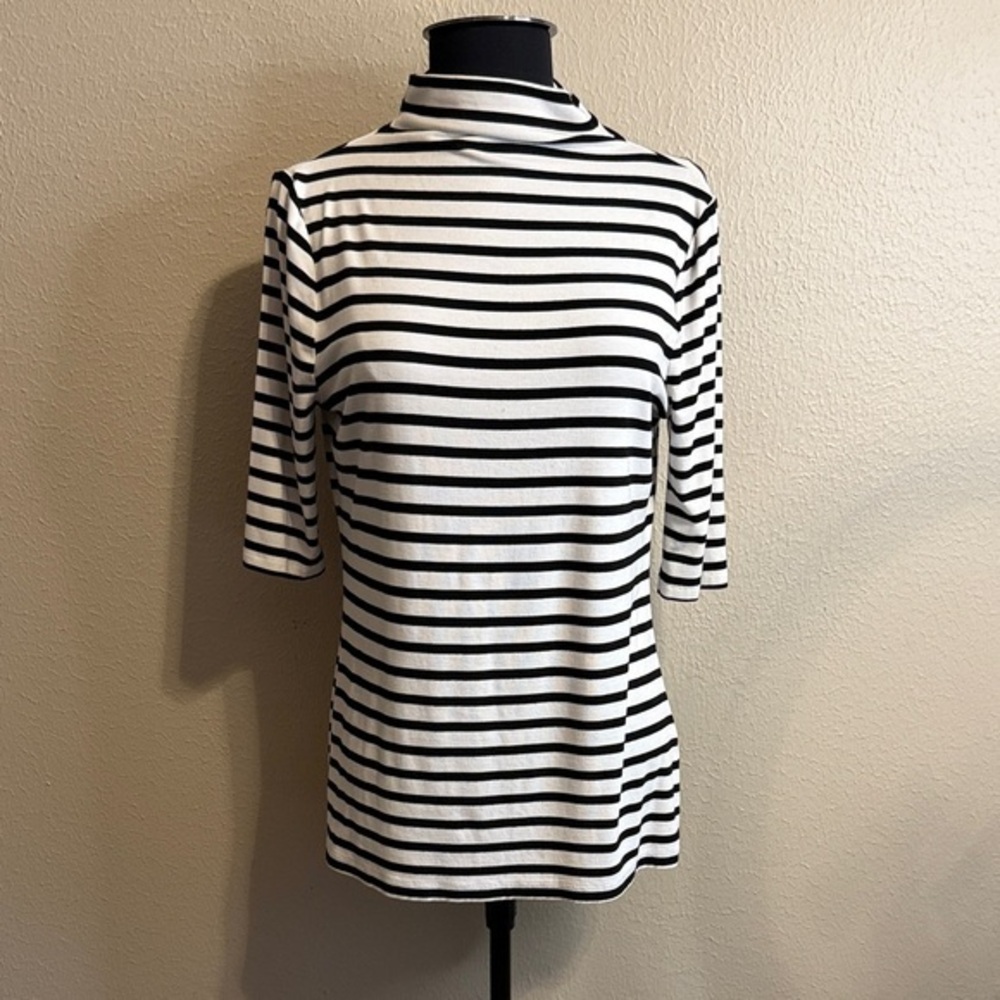 White House Black Market Monochrome Striped Tee